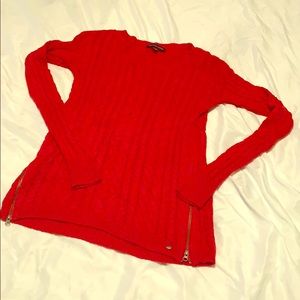 American Eagle : Red Knit Sweater